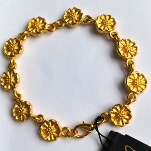 New Gold Floral Bracelet, 7 1/2 Inches Long, Textured, Dimensional Flowers.Boxed